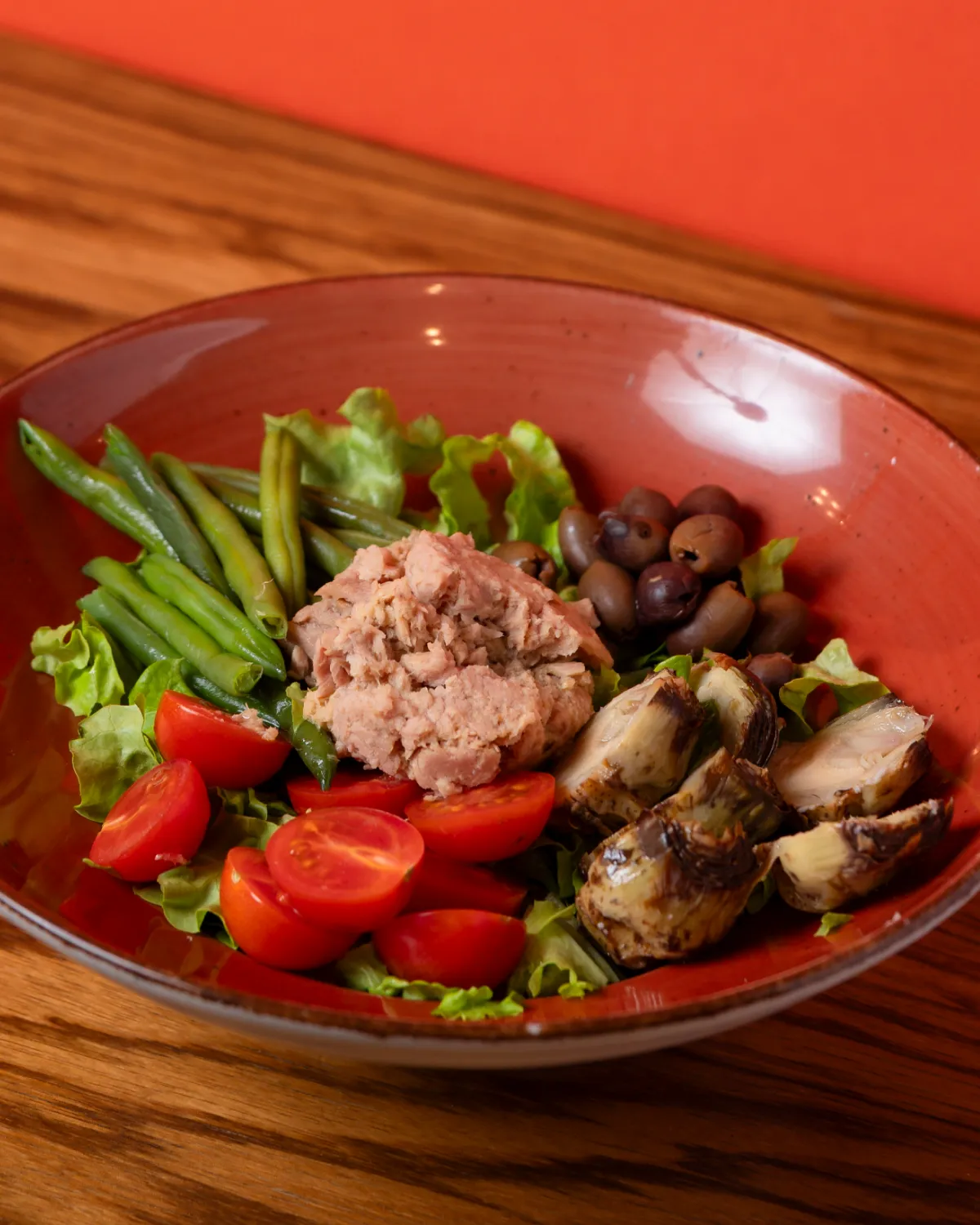 insalatona Provenzale ristorante pizzeria tre merate